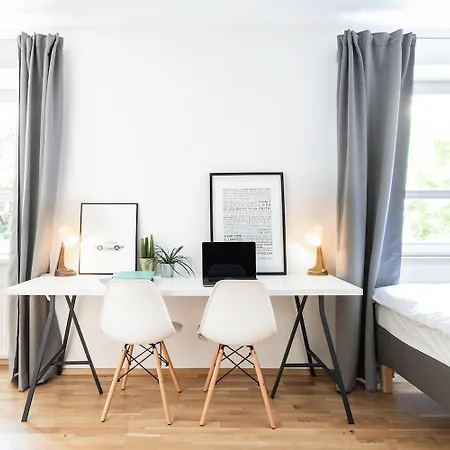 Zeitraum Student House - U Pruhonu 3* Prag
