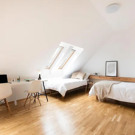 Zeitraum Student House - U Pruhonu Prag