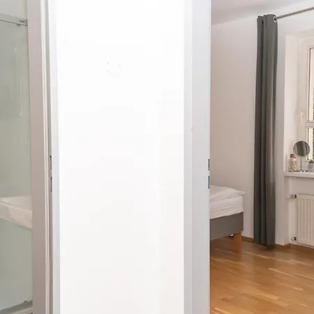 Zeitraum Student House - U Pruhonu