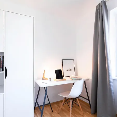 Zeitraum Student House - U Pruhonu 3* Prag
