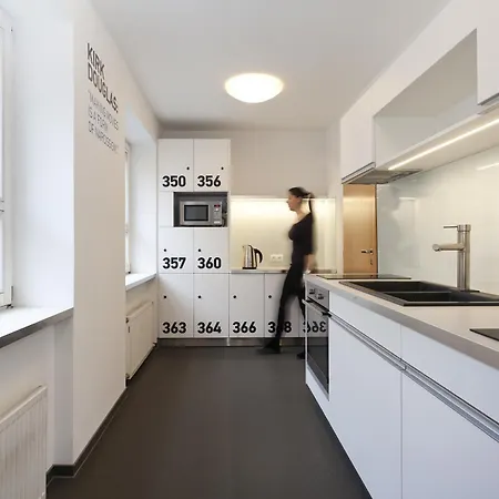 Zeitraum Student House - U Pruhonu Lejlighedshotel 3*